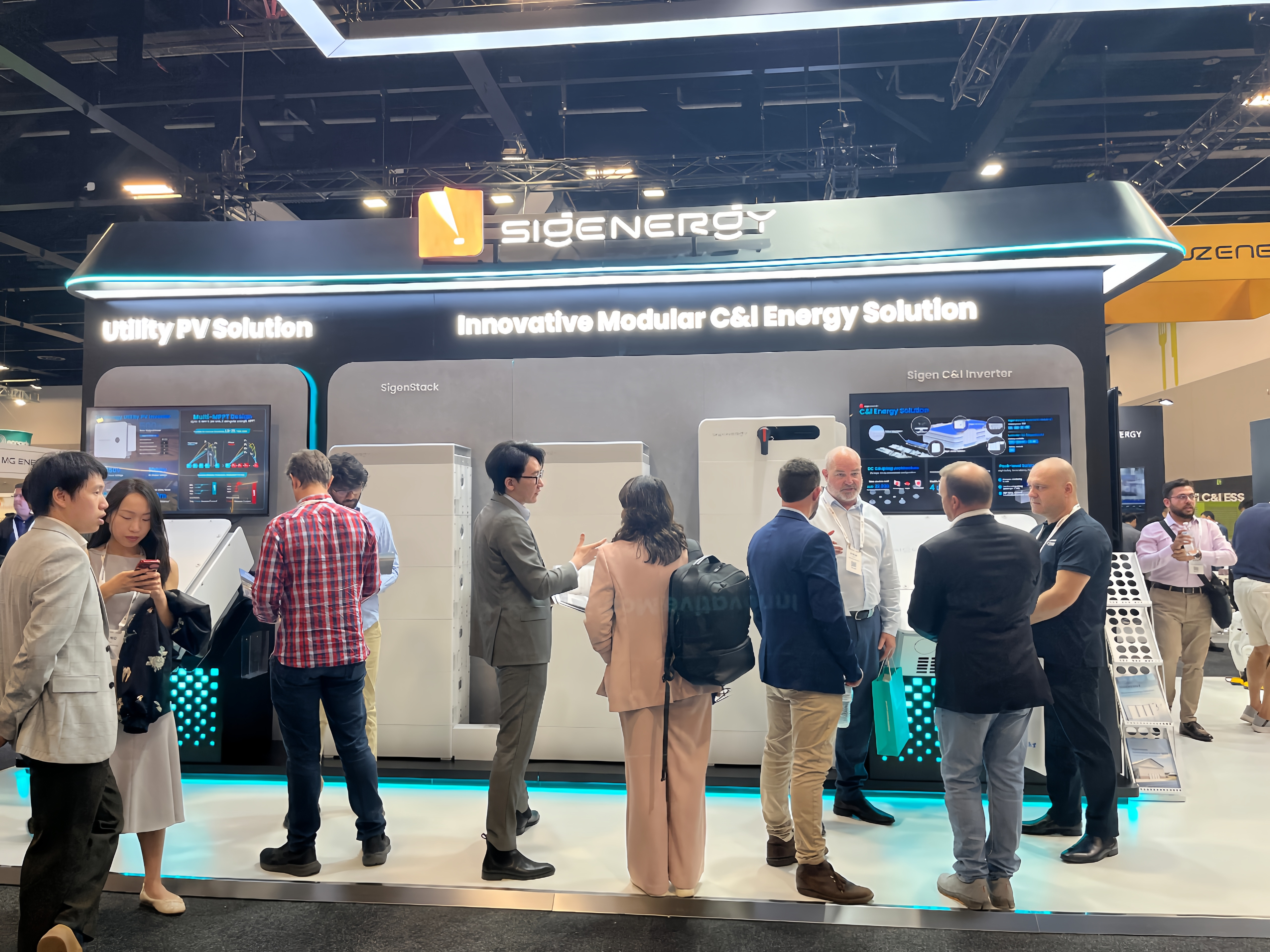SigenStack modular commercial and industrial energy storage platform
